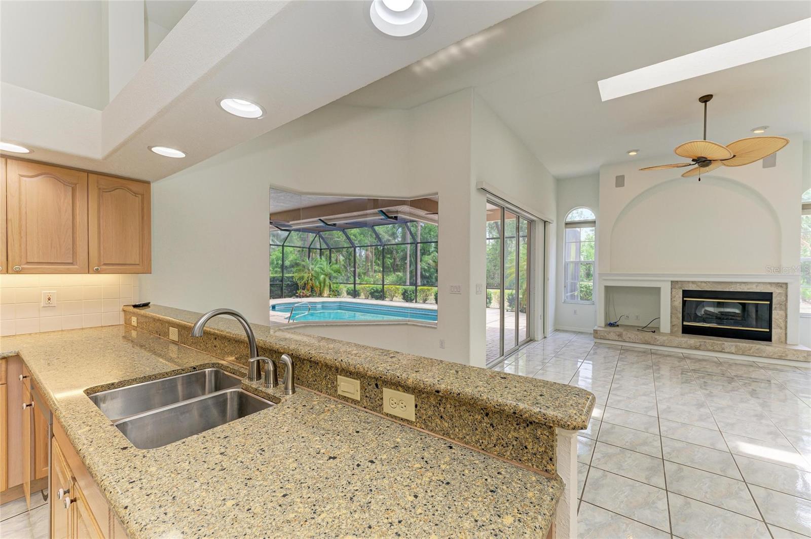 Image 14 of 53 For 5533 Ashley Parkway
