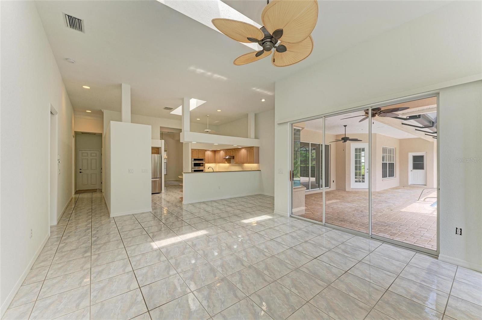 Image 22 of 53 For 5533 Ashley Parkway