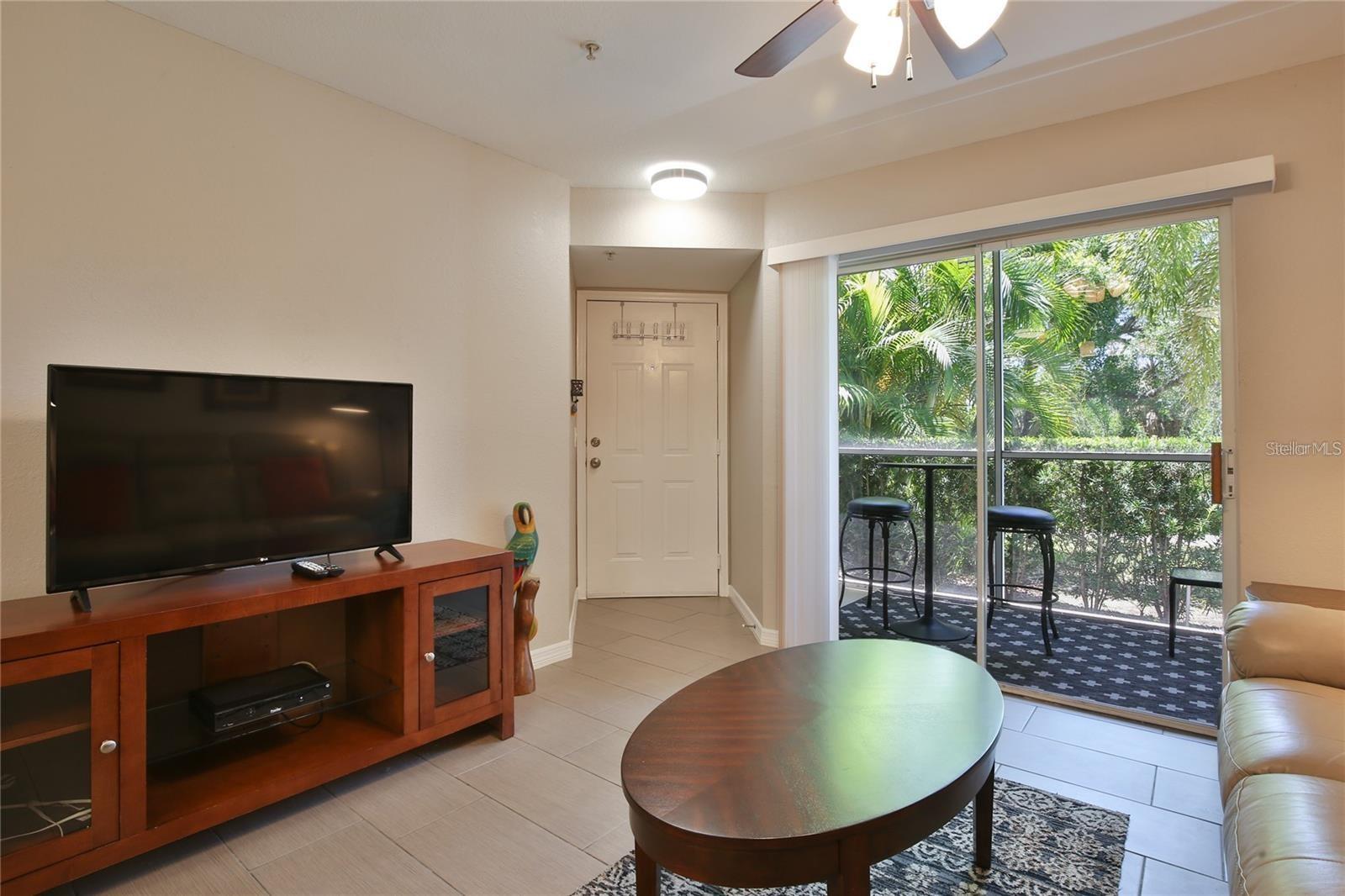 Image 5 of 22 For 850 Tamiami Trail 409