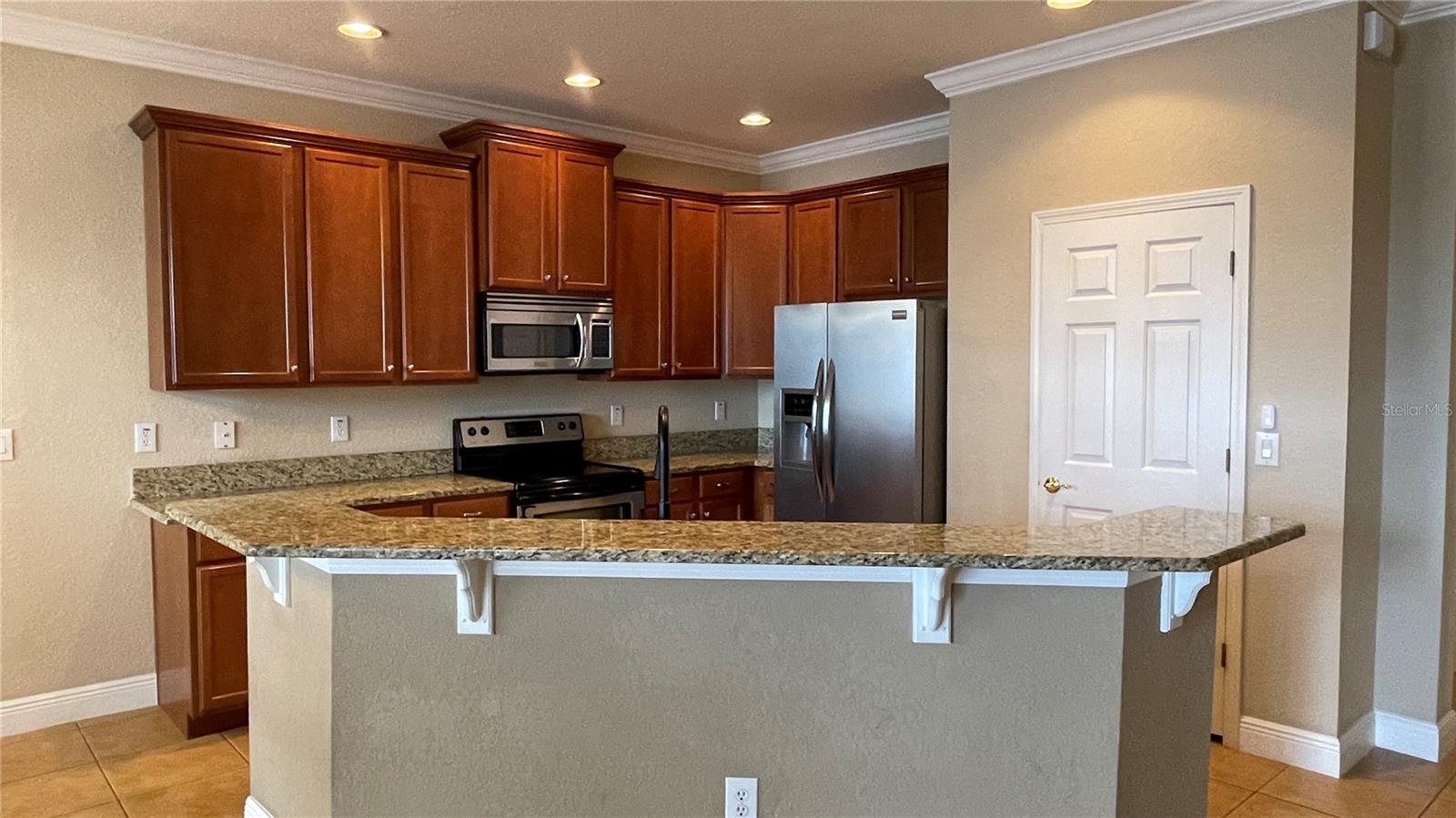 Image 2 of 30 For 1418 Summergate Drive