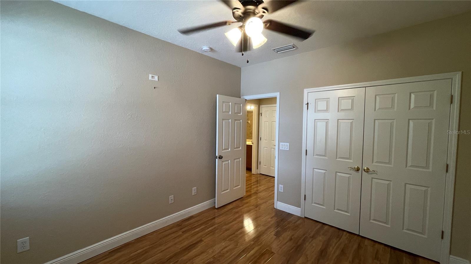 Image 20 of 30 For 1418 Summergate Drive