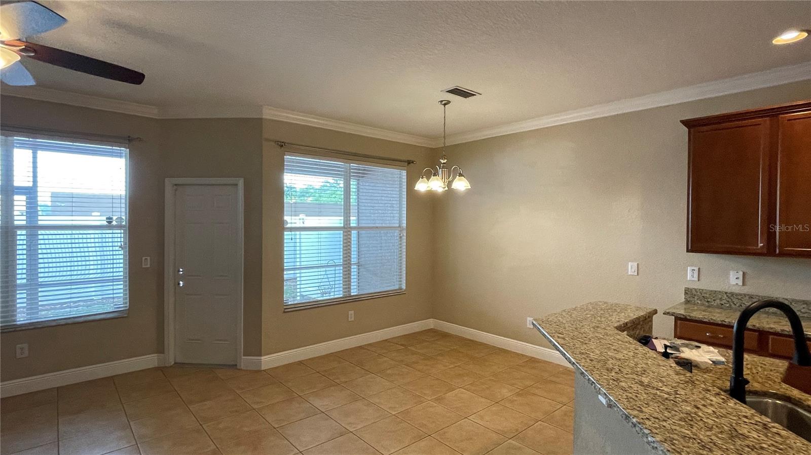 Image 7 of 30 For 1418 Summergate Drive