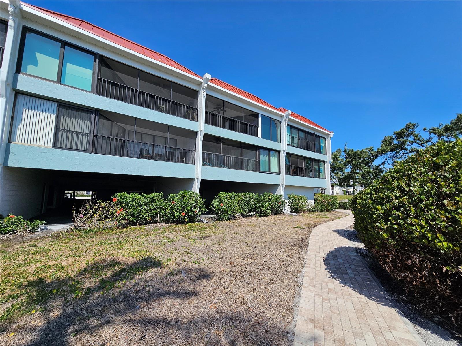 Image 27 of 29 For 3805 Bay Drive 302
