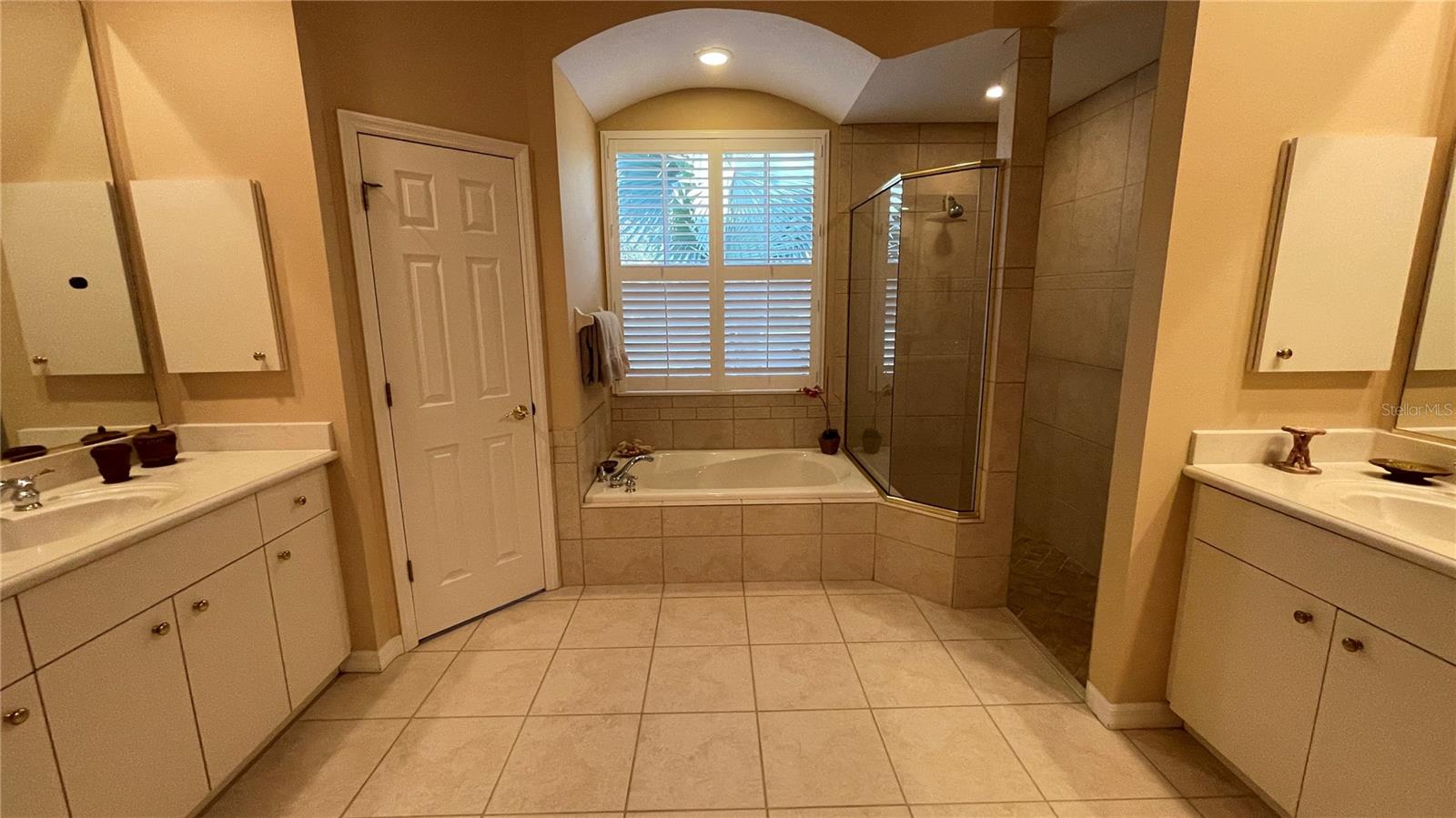 Image 15 of 30 For 6606 Pinefeather Court