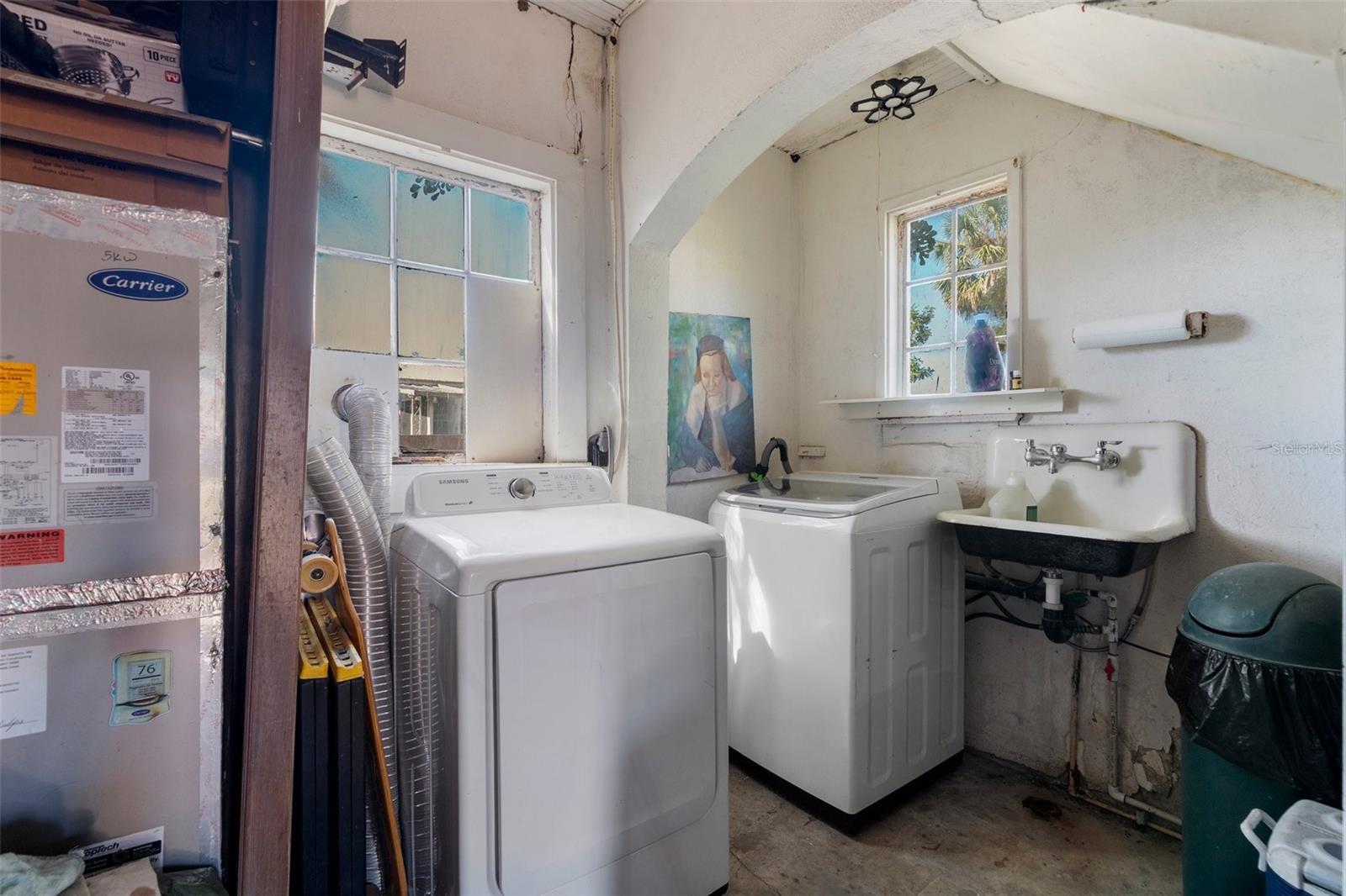 Image 20 of 21 For 344 Lantana Avenue N