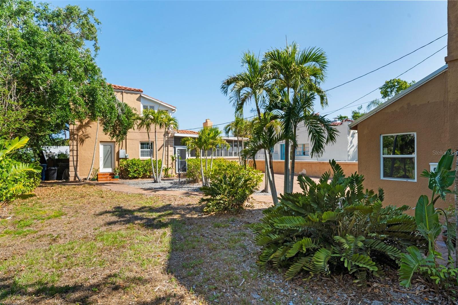 Image 21 of 21 For 344 Lantana Avenue N