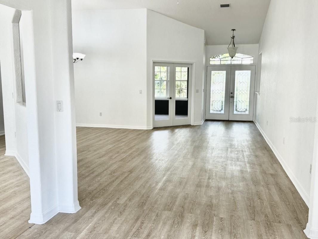 Image 7 of 29 For 9632 Spring Lake Drive