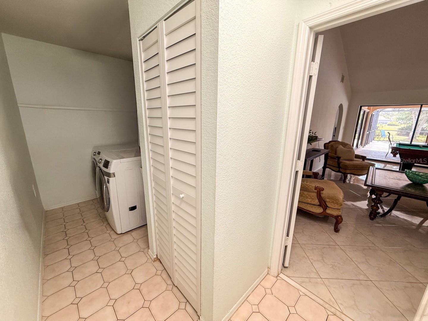 Image 41 of 42 For 1438 Vermouth Lane