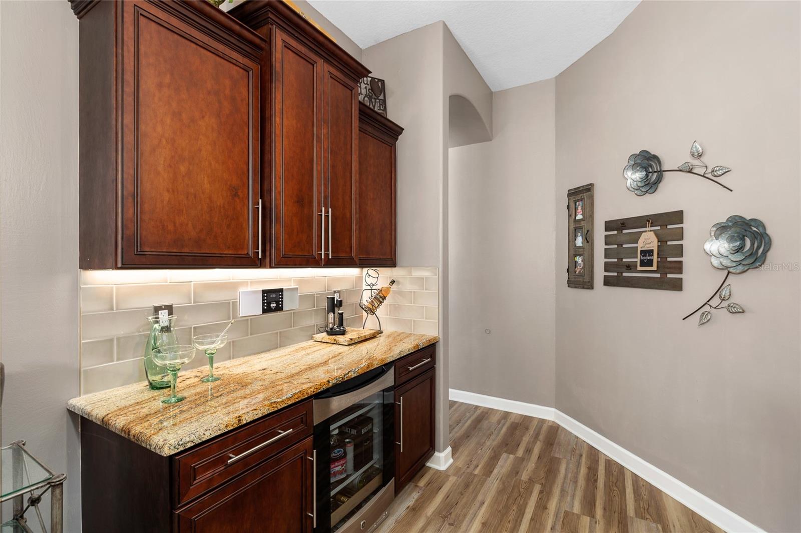 Image 10 of 50 For 6231 Cypress Bend Court