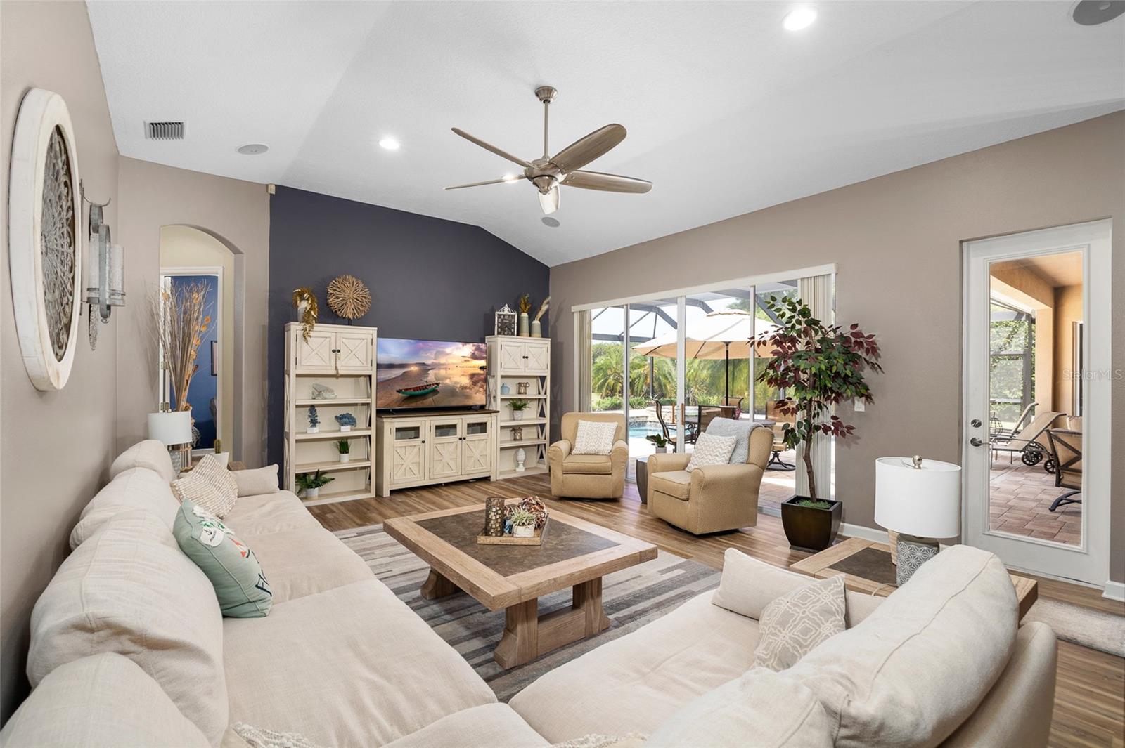 Image 15 of 50 For 6231 Cypress Bend Court