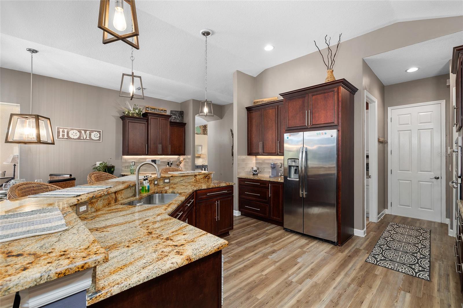 Image 9 of 50 For 6231 Cypress Bend Court