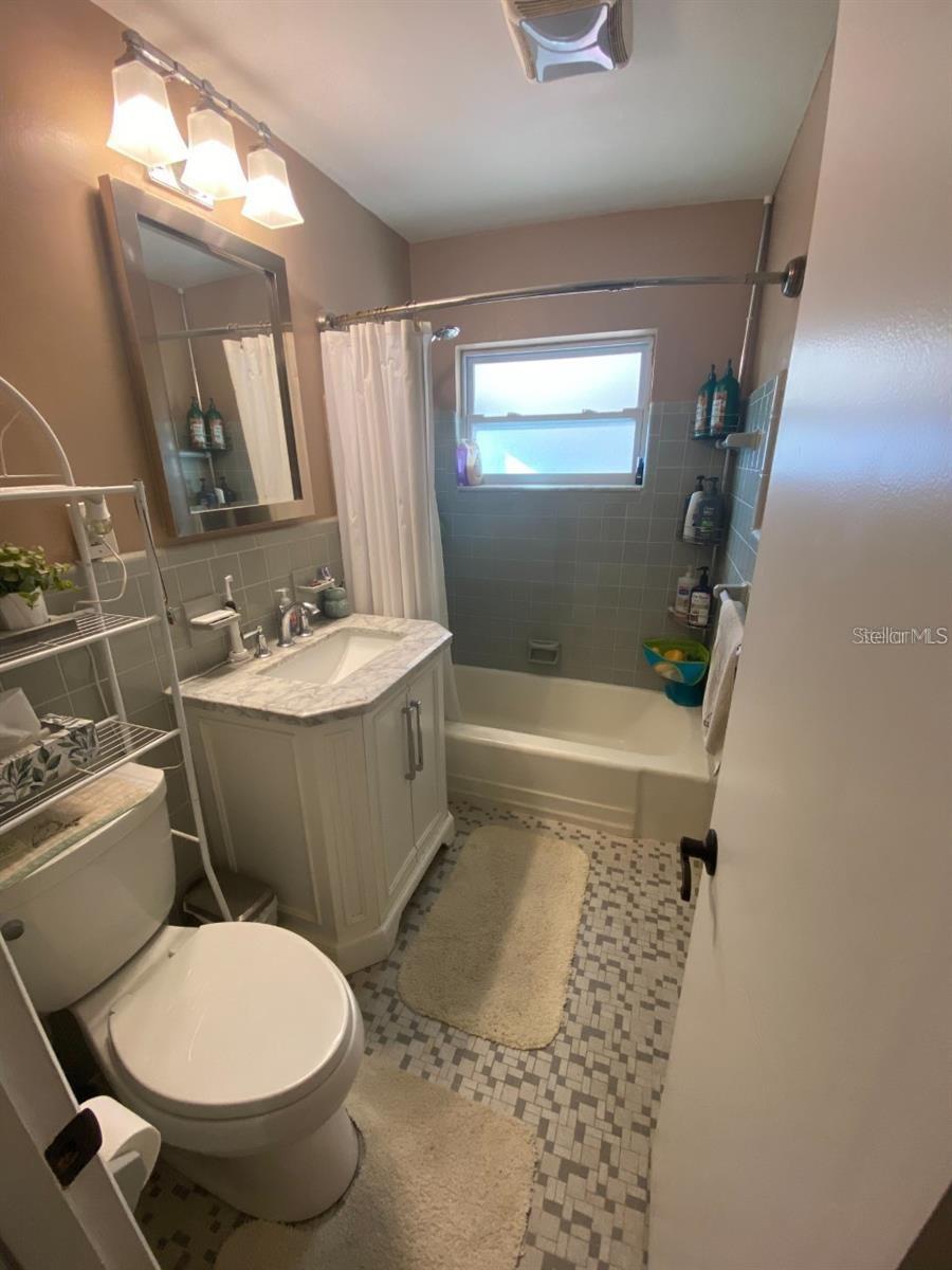 Image 6 of 16 For 6048 Merril Street