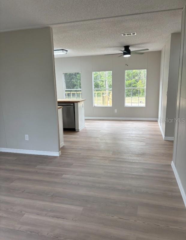 Image 5 of 12 For 13882 130th Avenue