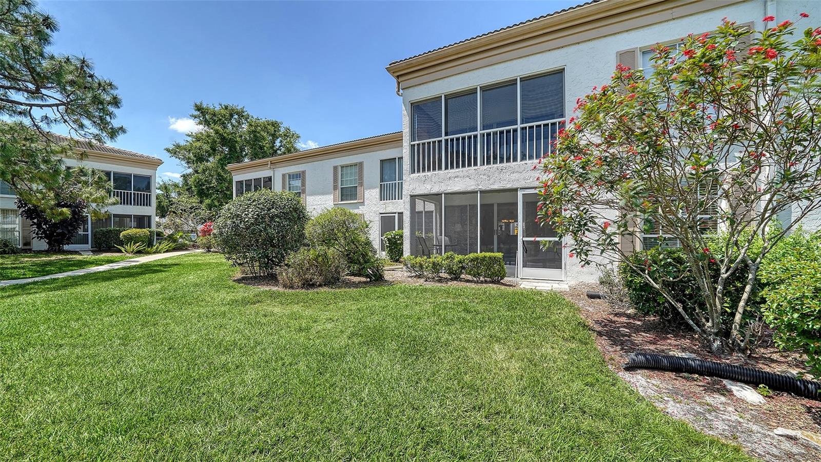 Image 17 of 37 For 5217 Wedgewood Lane 21
