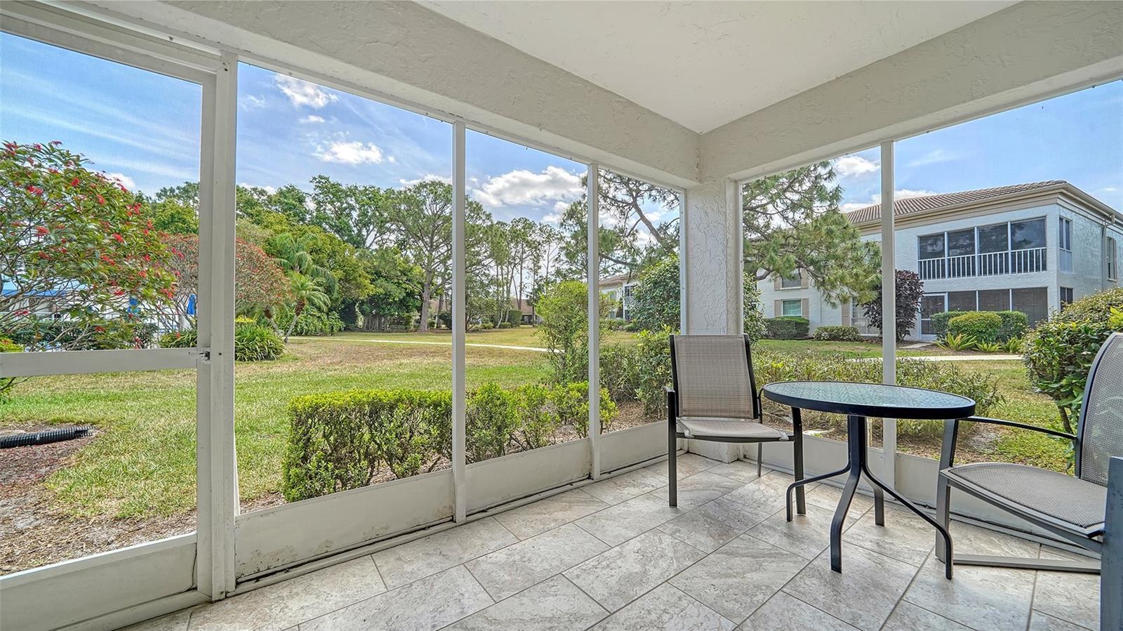 Image 5 of 37 For 5217 Wedgewood Lane 21