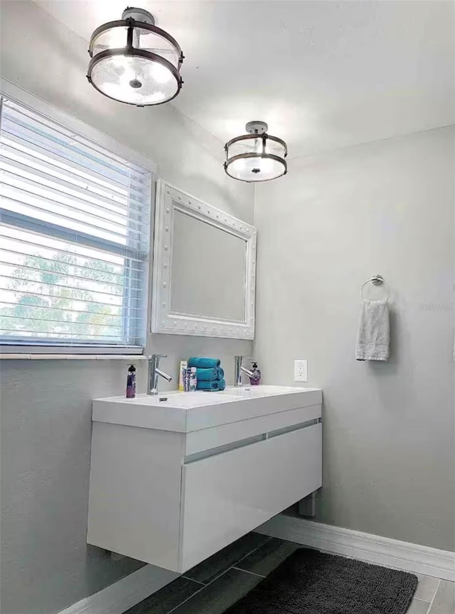 Image 12 of 14 For 2180 Orchid Street
