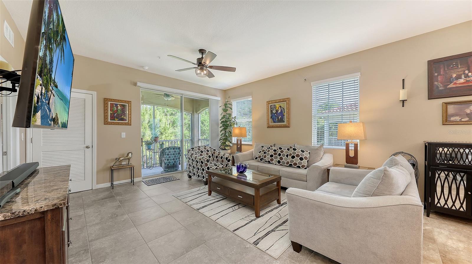 Image 13 of 58 For 8352 Enclave Way 104