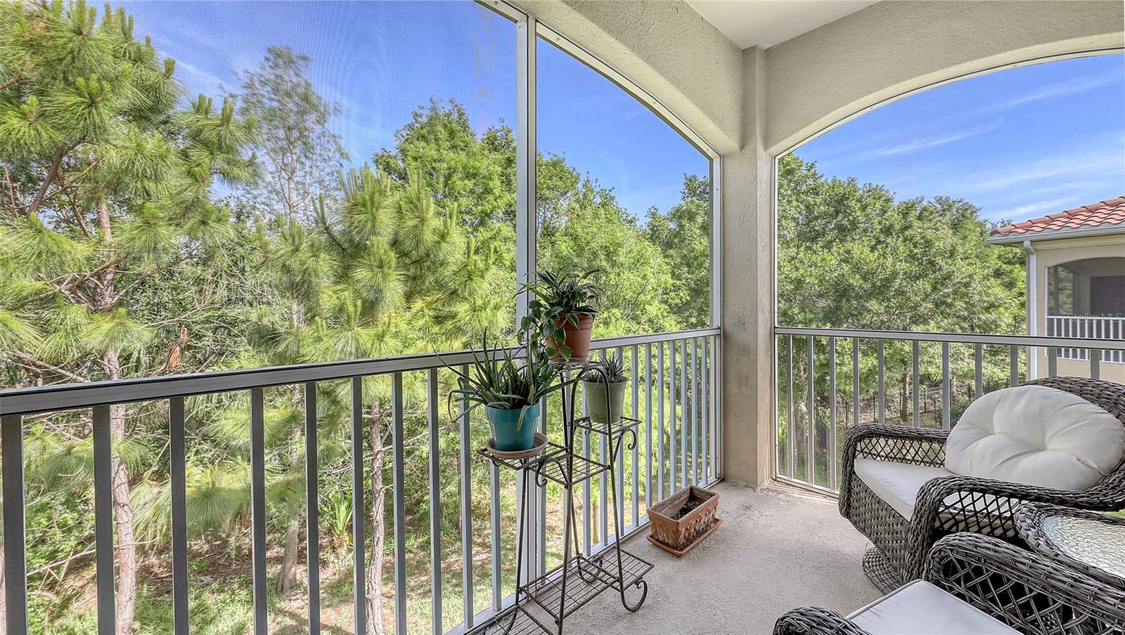 Image 15 of 58 For 8352 Enclave Way 104