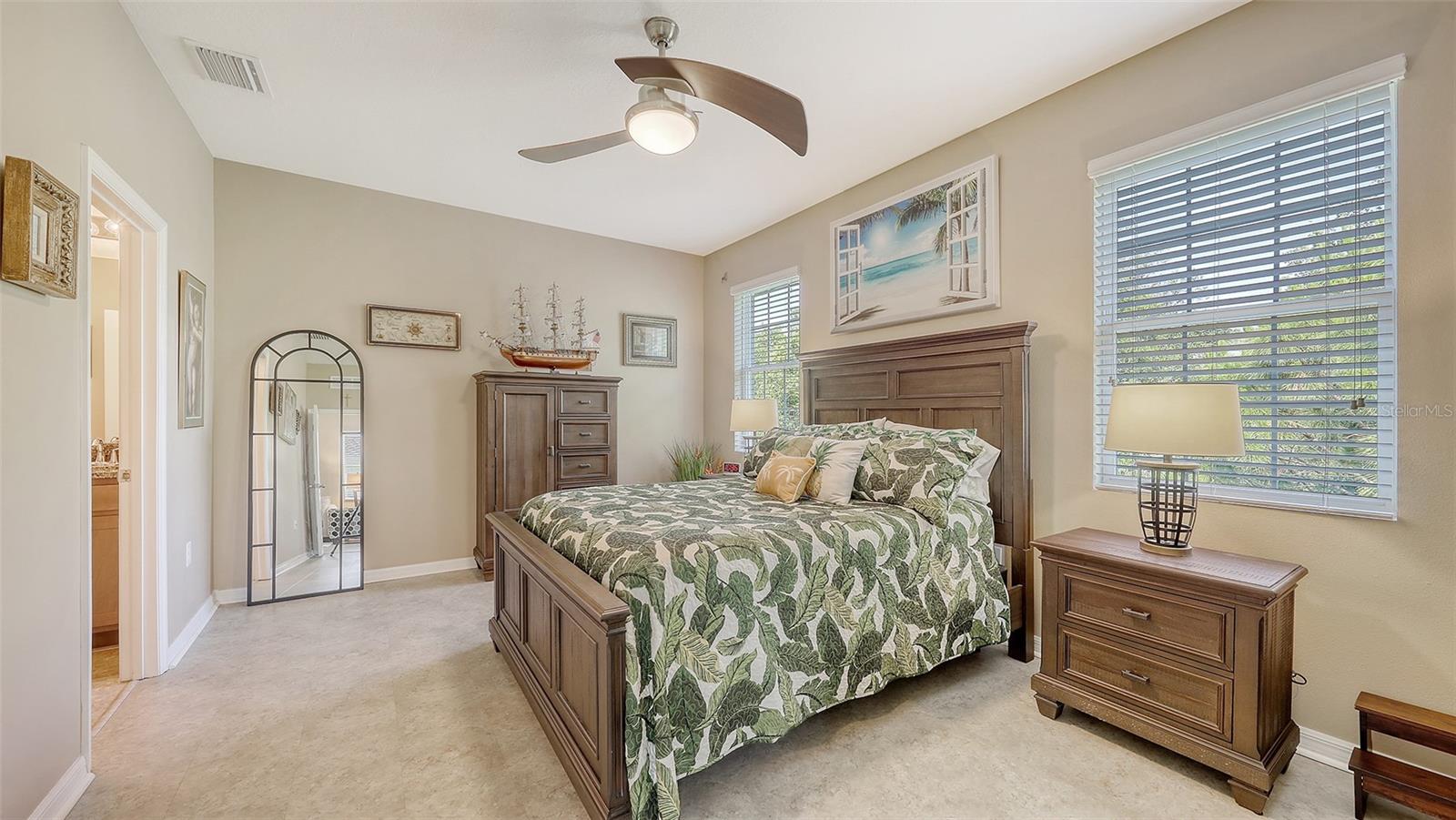 Image 19 of 58 For 8352 Enclave Way 104