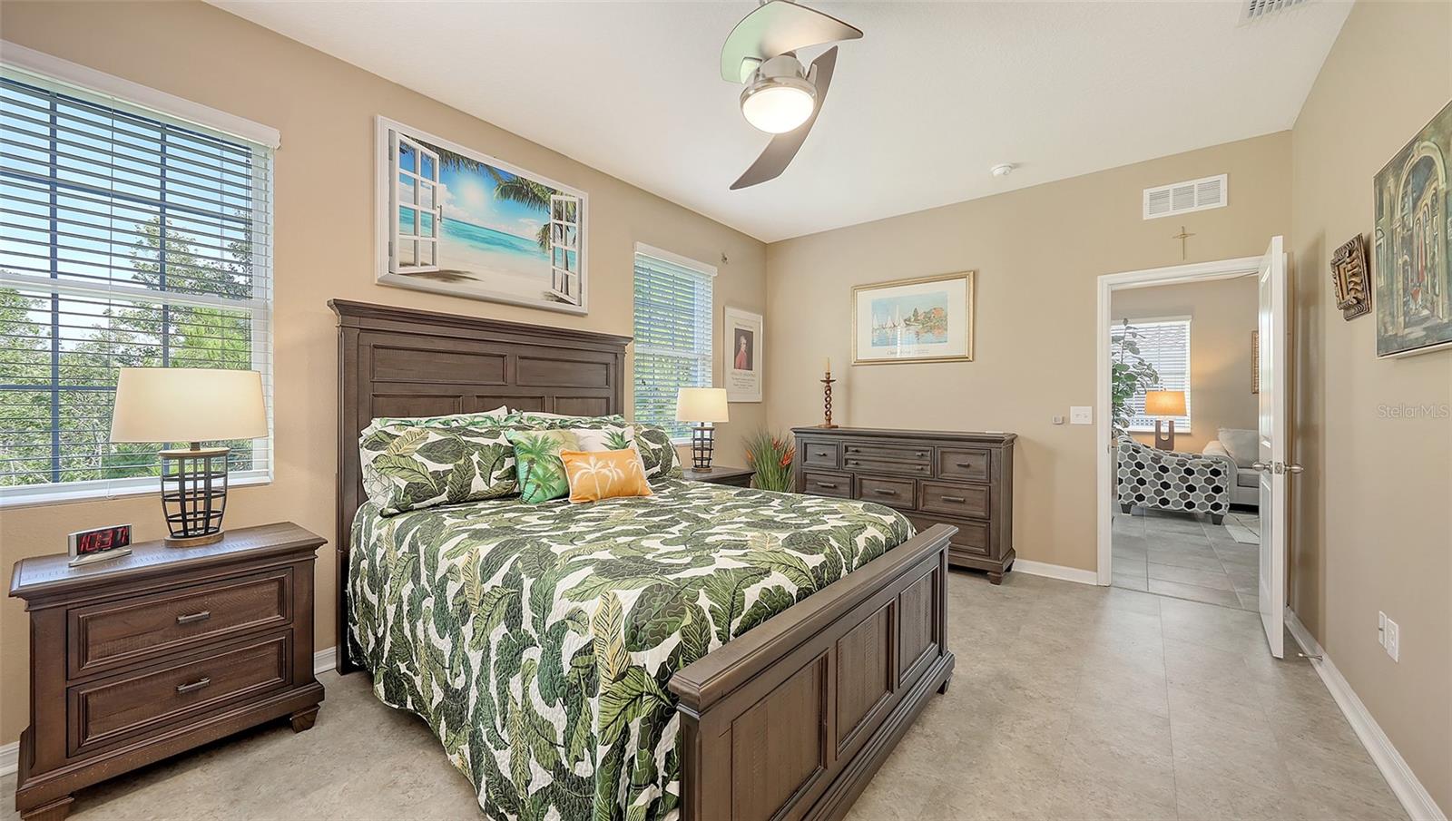 Image 20 of 58 For 8352 Enclave Way 104