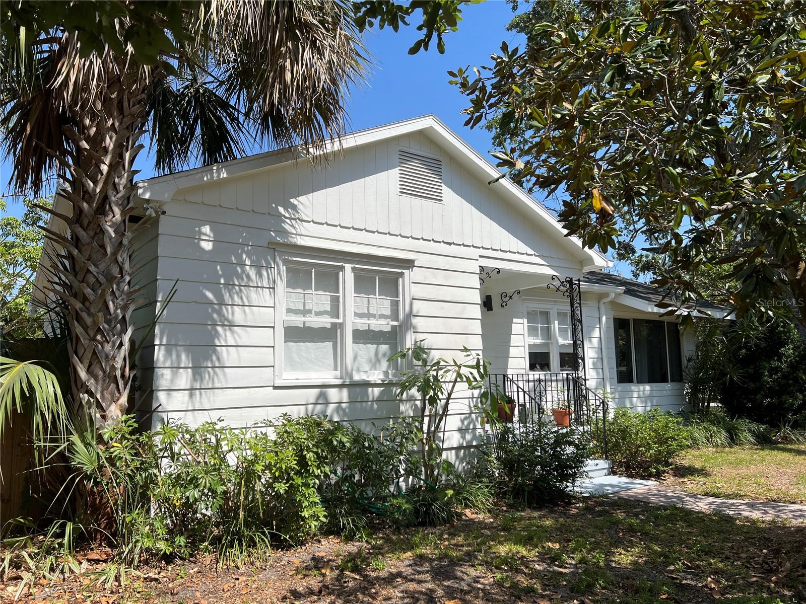 Image 33 of 37 For 4704 Winchester Drive