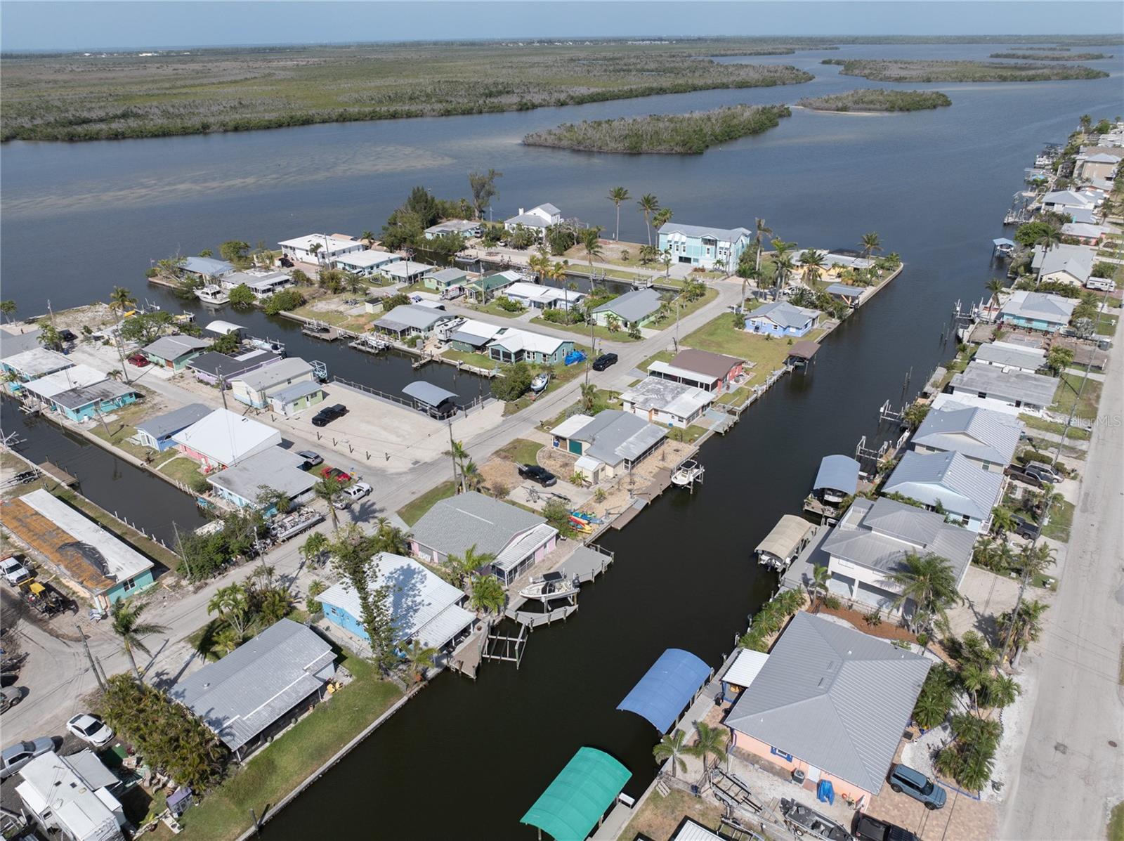 Image 14 of 43 For 11476 May Street