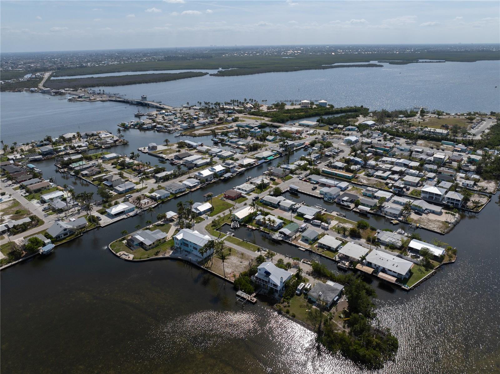 Image 17 of 43 For 11476 May Street