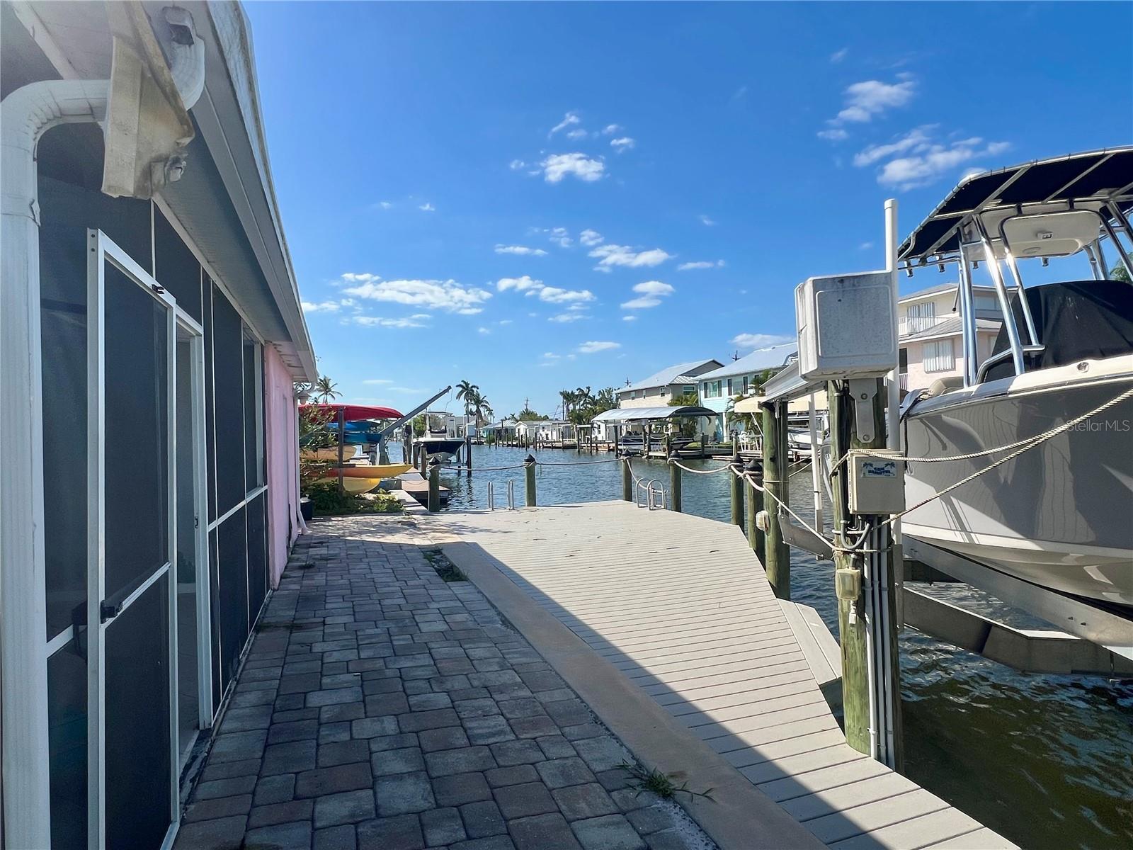 Image 27 of 43 For 11476 May Street