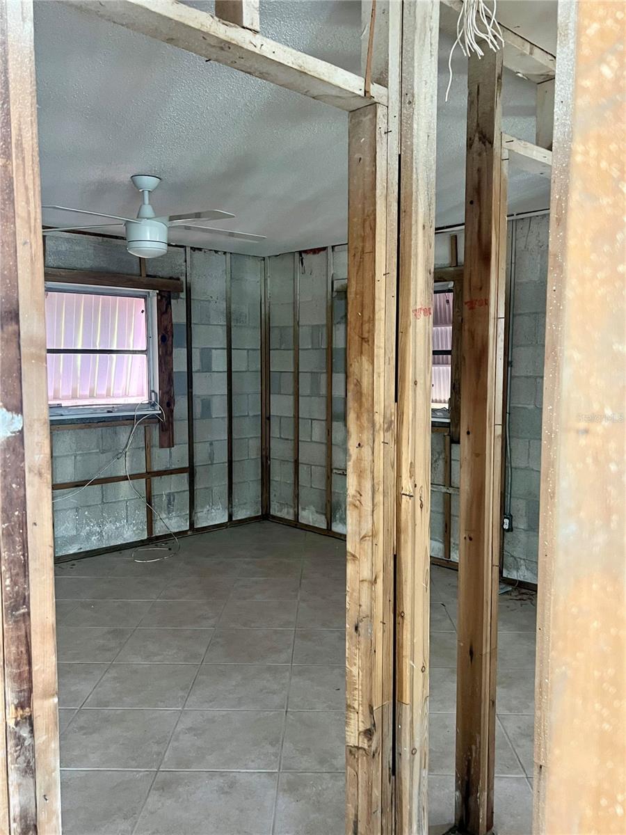 Image 38 of 43 For 11476 May Street