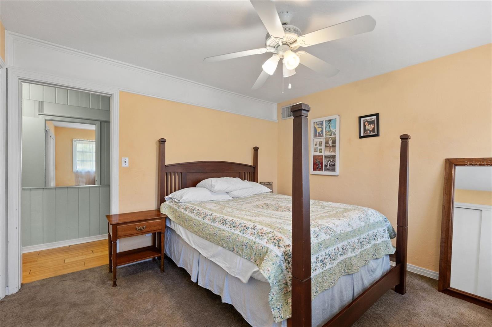 Image 20 of 55 For 2910 49th Street