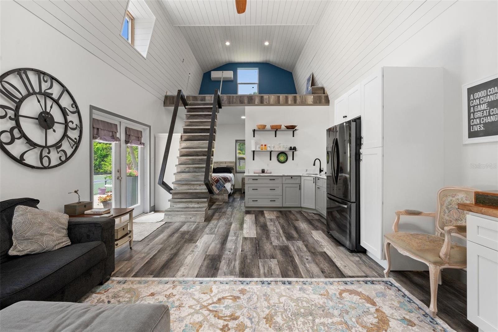Image 38 of 55 For 2910 49th Street