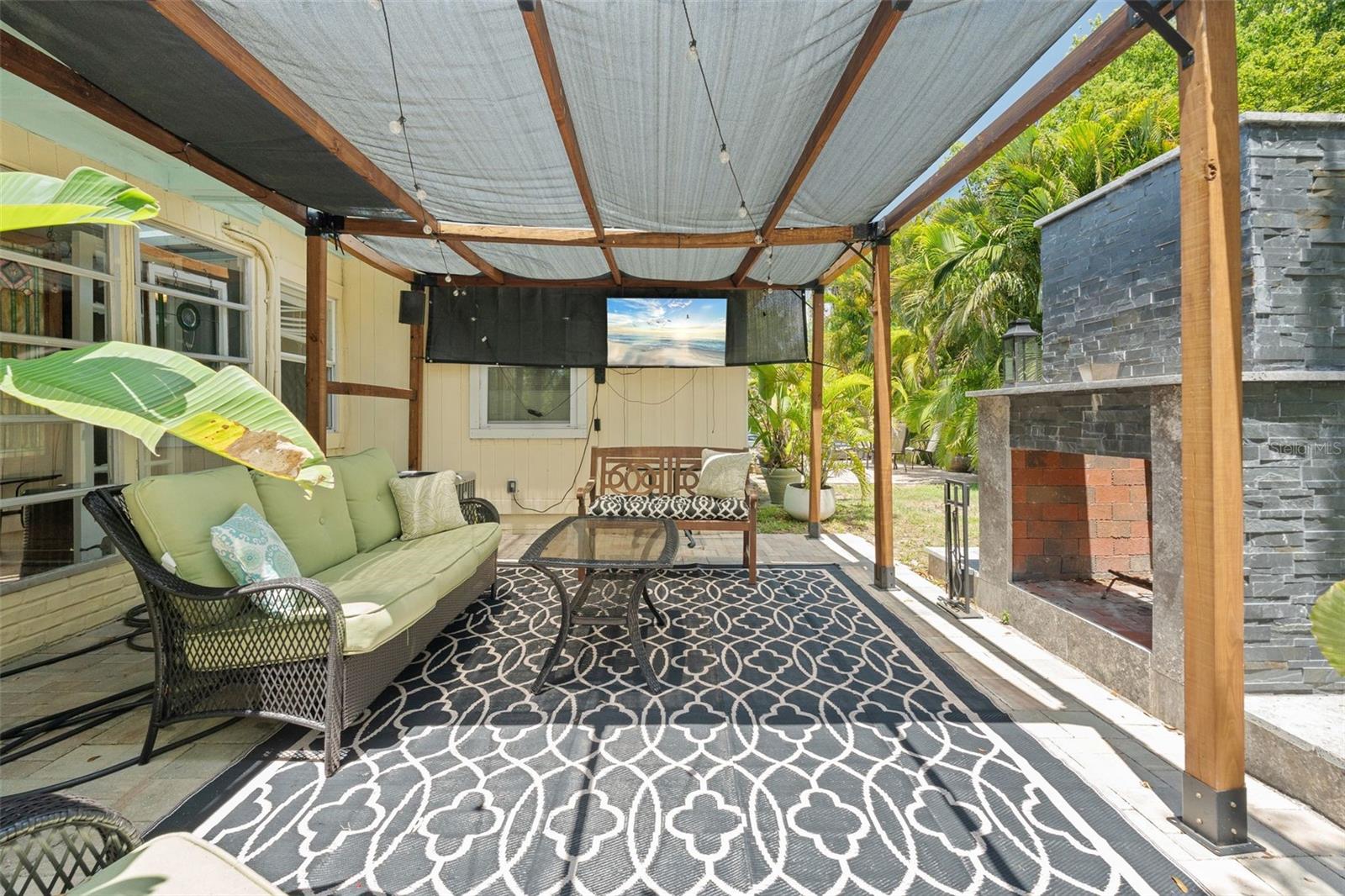 Image 6 of 55 For 2910 49th Street