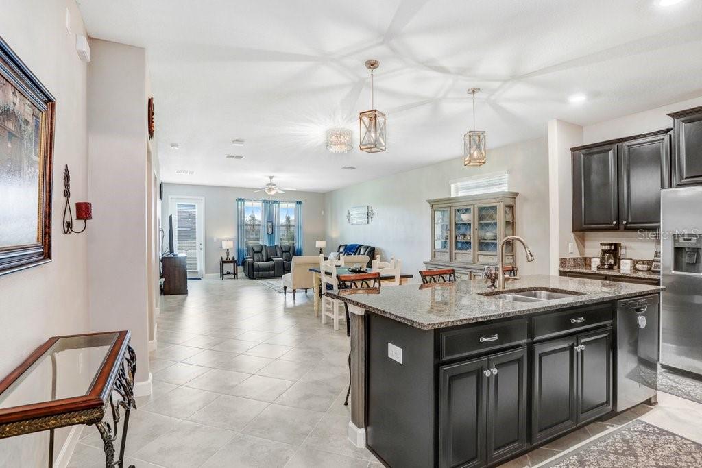 Image 7 of 56 For 9646 Ivory Drive