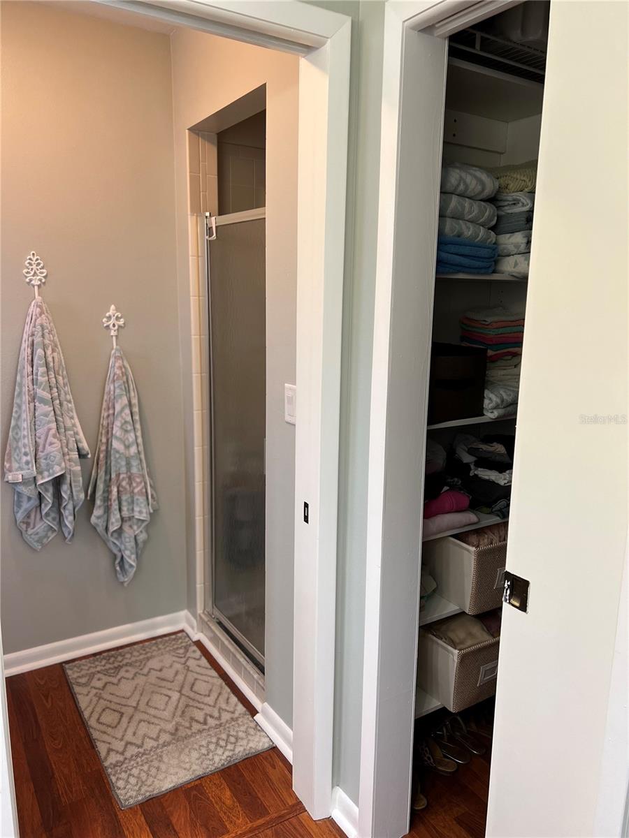 Image 12 of 22 For 4108 4th Avenue W