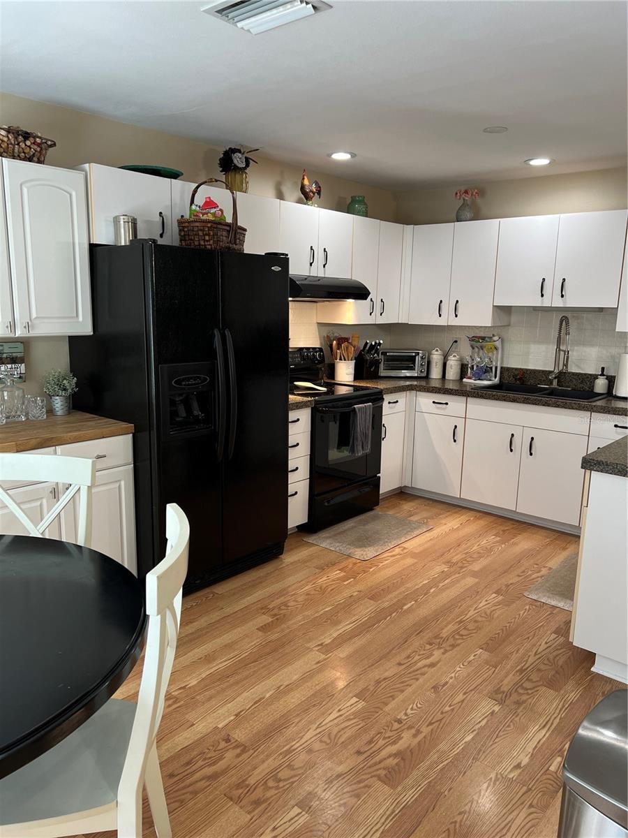 Image 5 of 22 For 4108 4th Avenue W