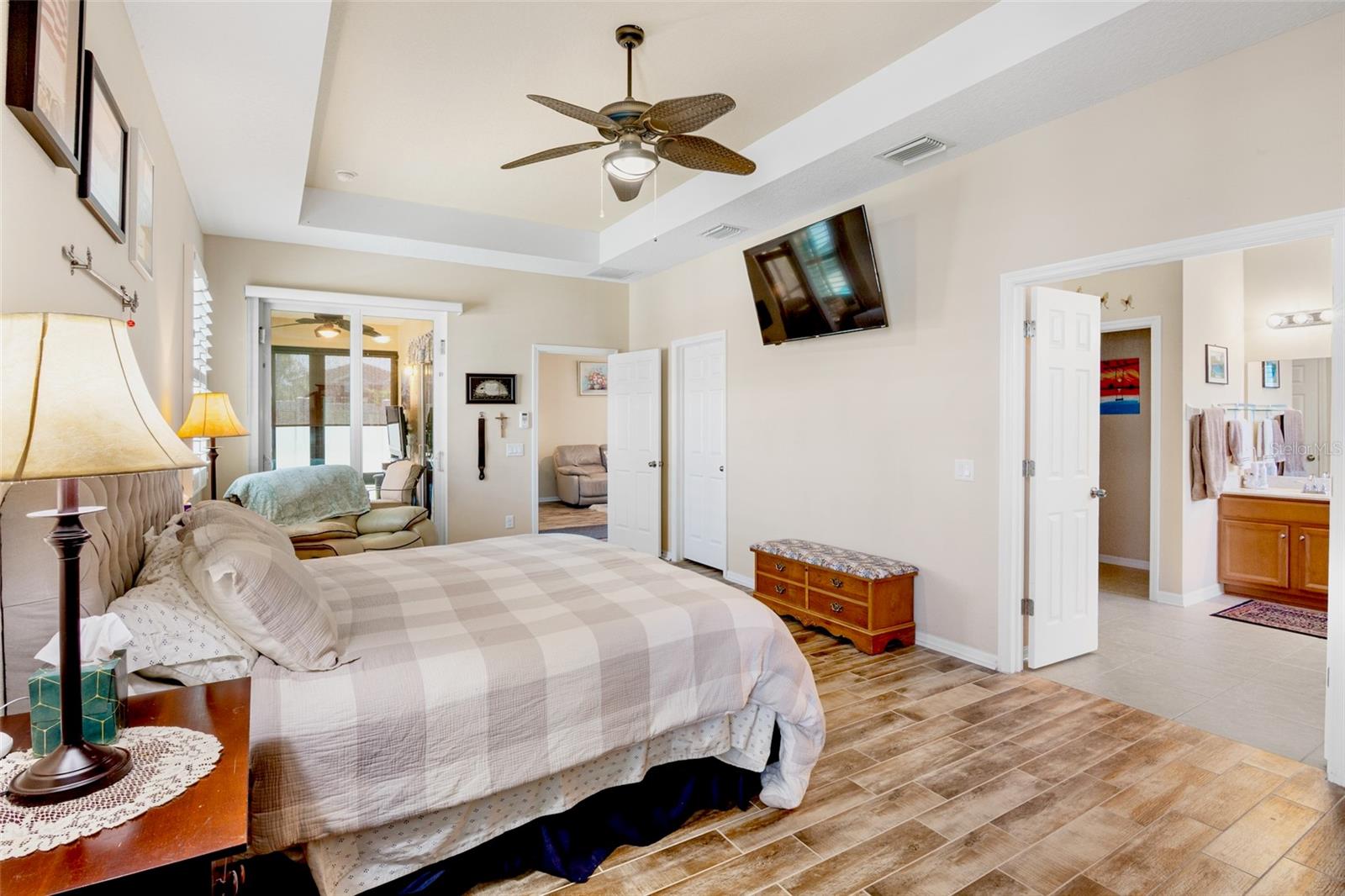 Image 17 of 34 For 9052 41st Street E