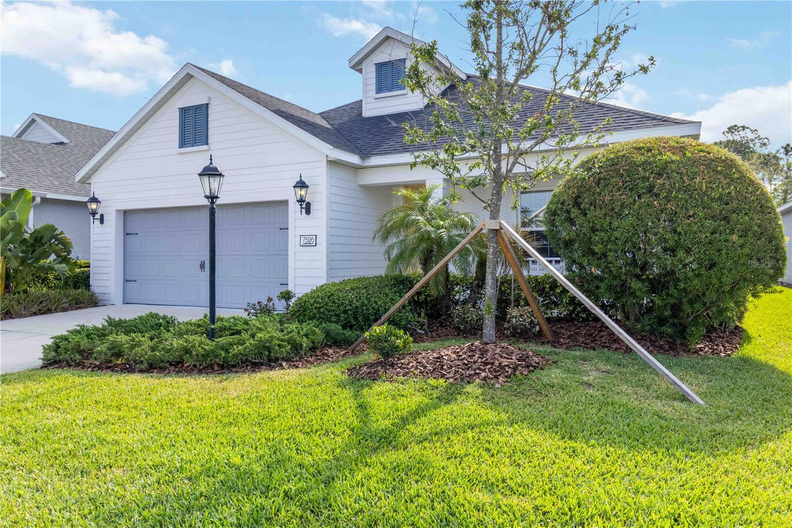 Image 2 of 42 For 7526 Ridgelake Circle