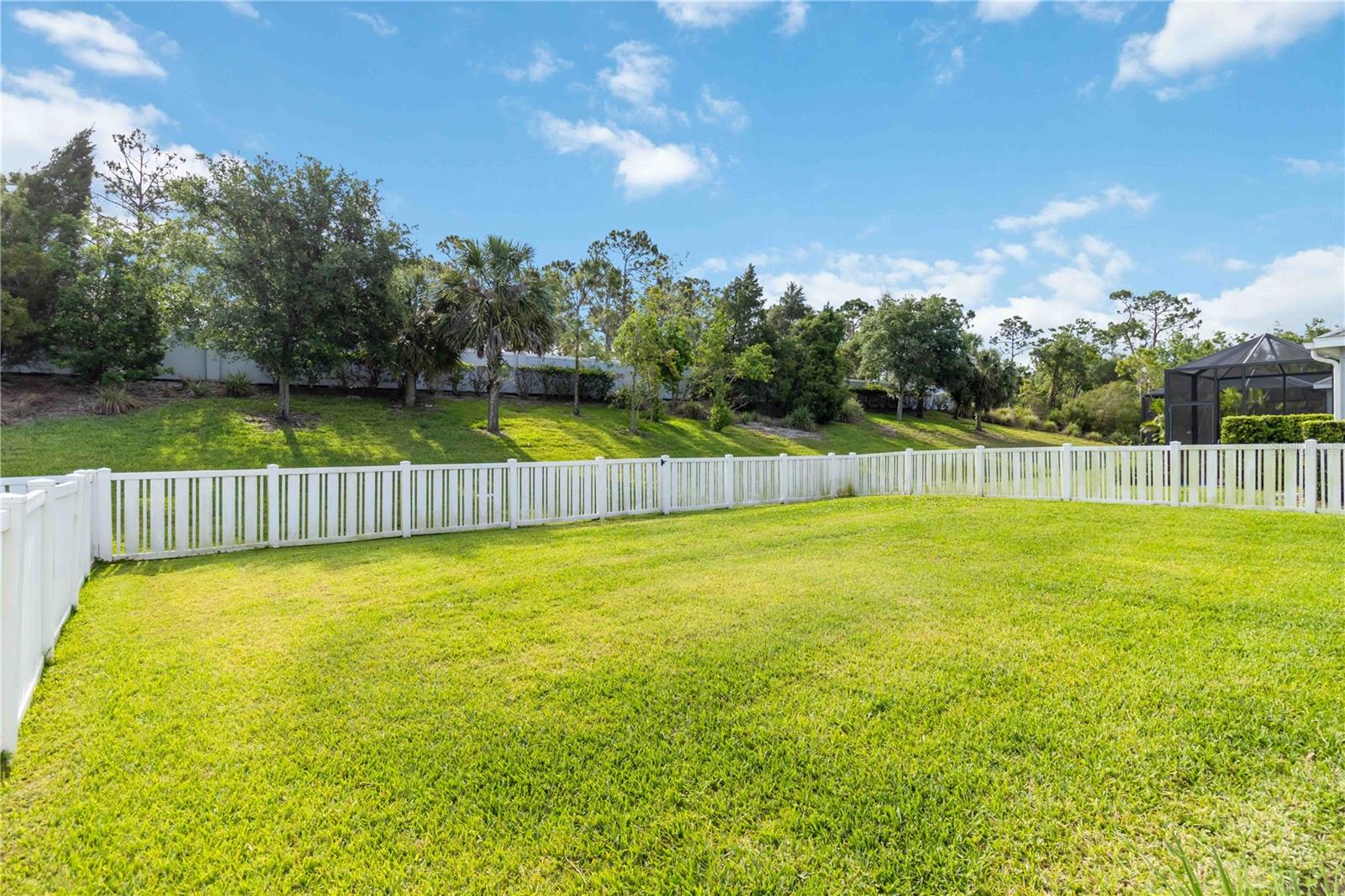 Image 42 of 42 For 7526 Ridgelake Circle