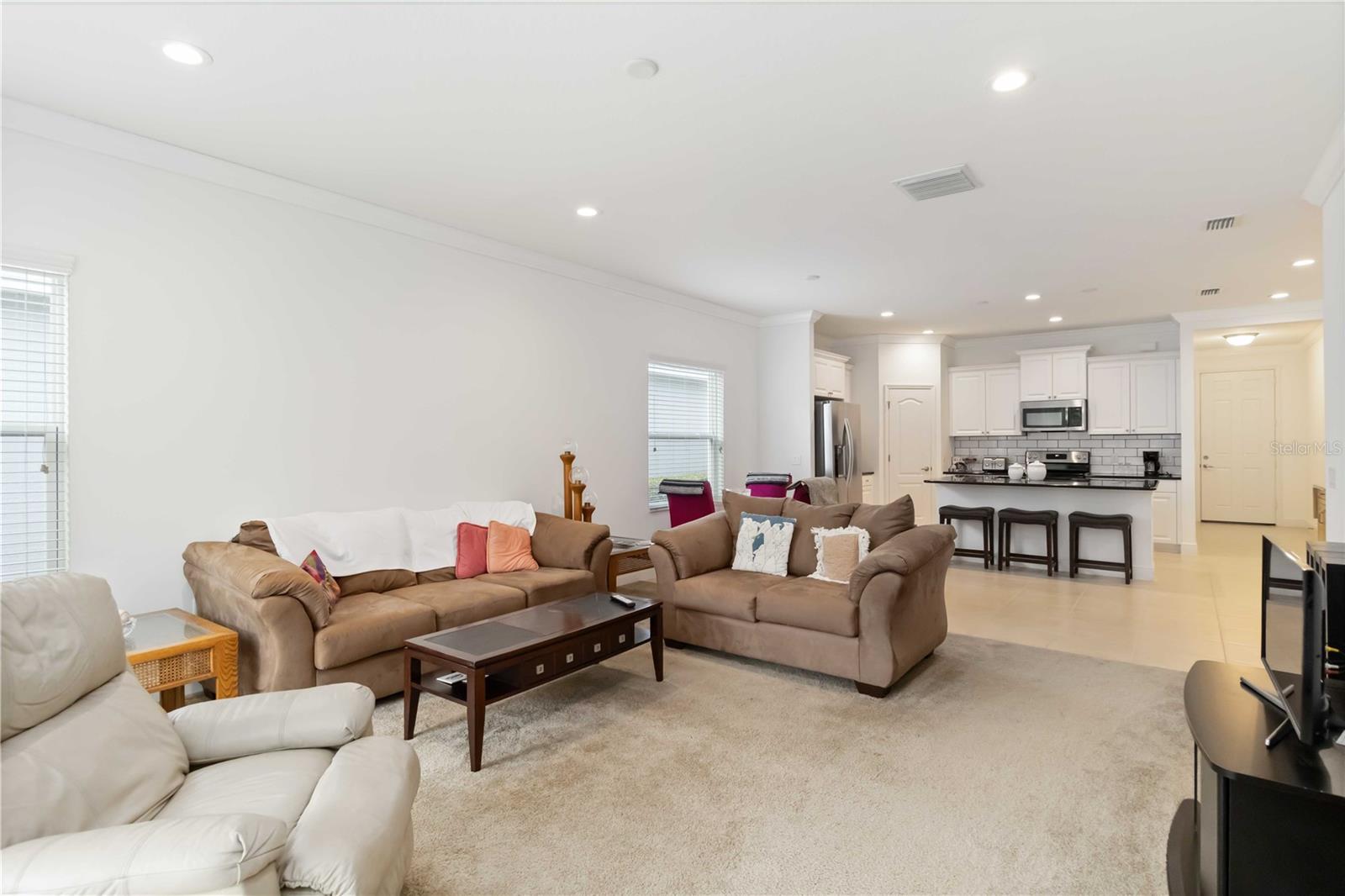 Image 9 of 42 For 7526 Ridgelake Circle