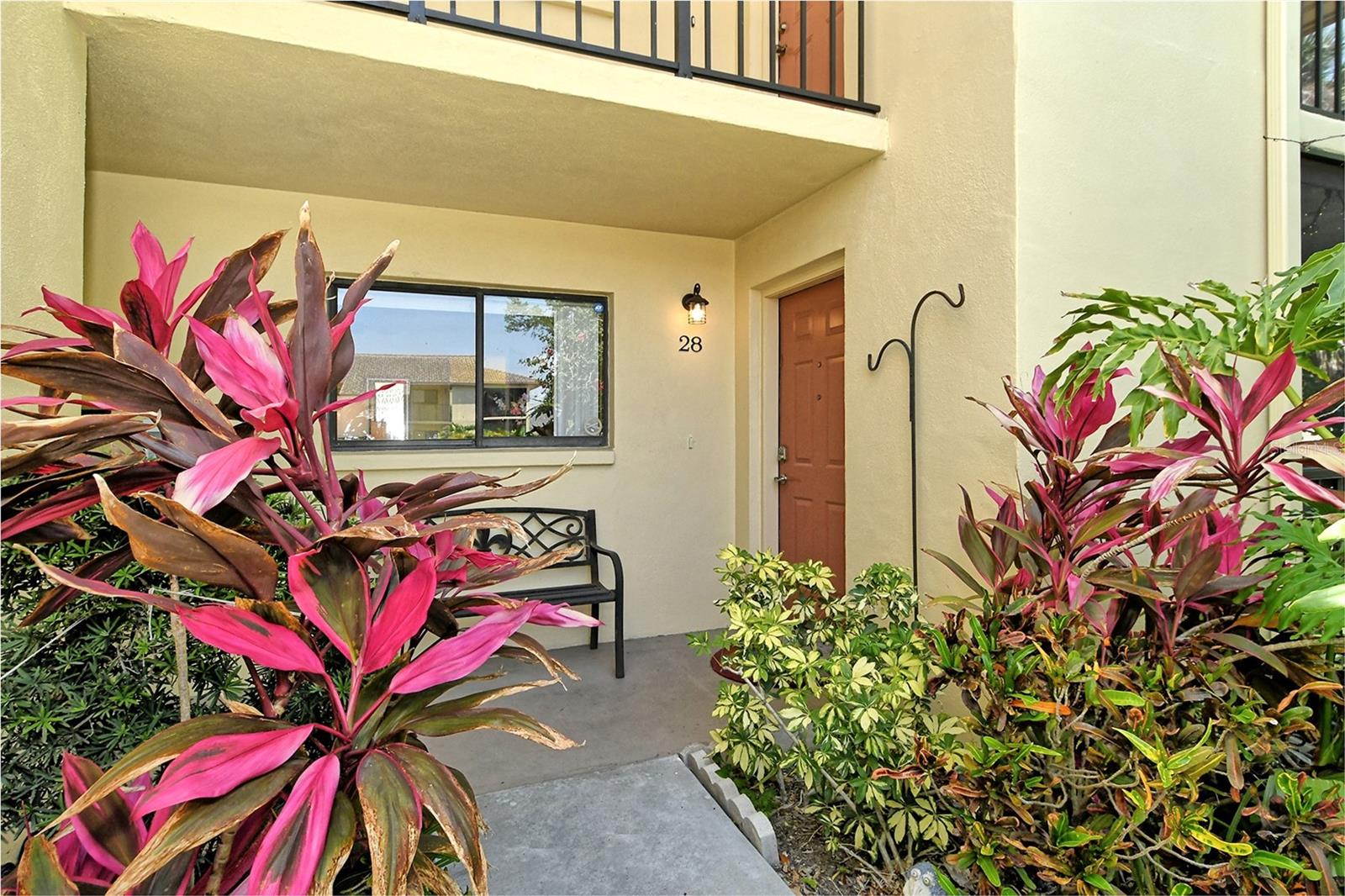 Image 3 of 40 For 2531 Bayshore Gardens Parkway 28