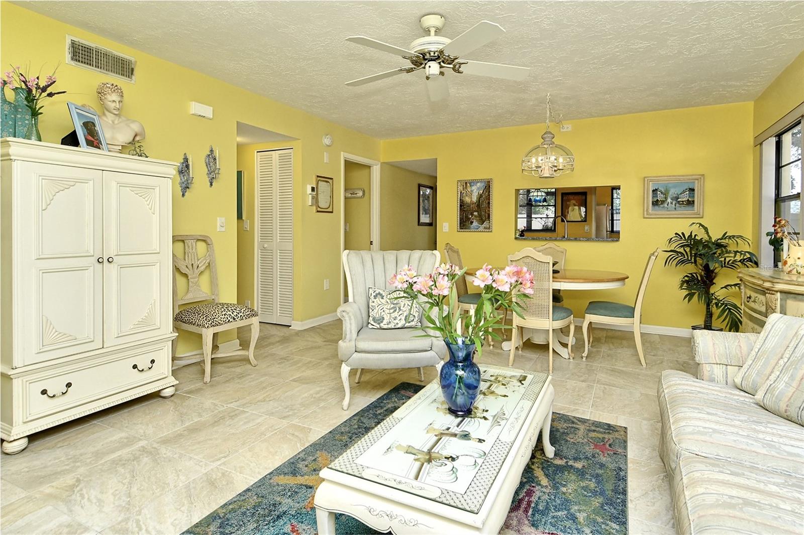 Image 5 of 40 For 2531 Bayshore Gardens Parkway 28