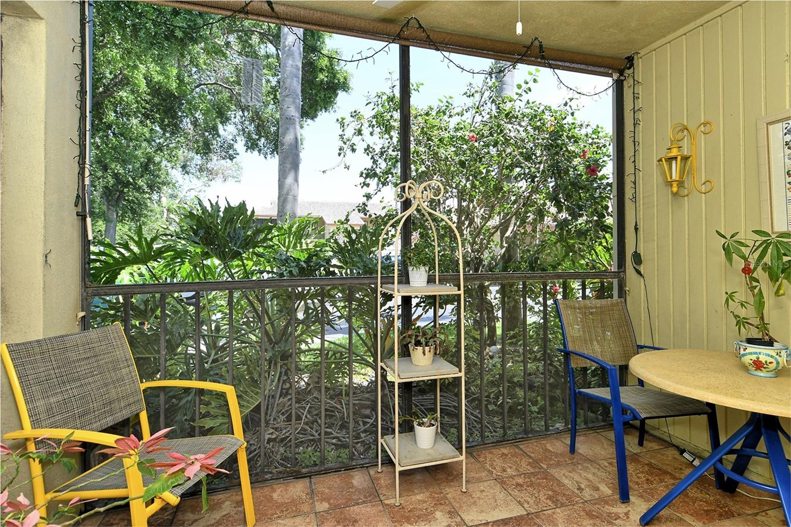 Image 9 of 40 For 2531 Bayshore Gardens Parkway 28