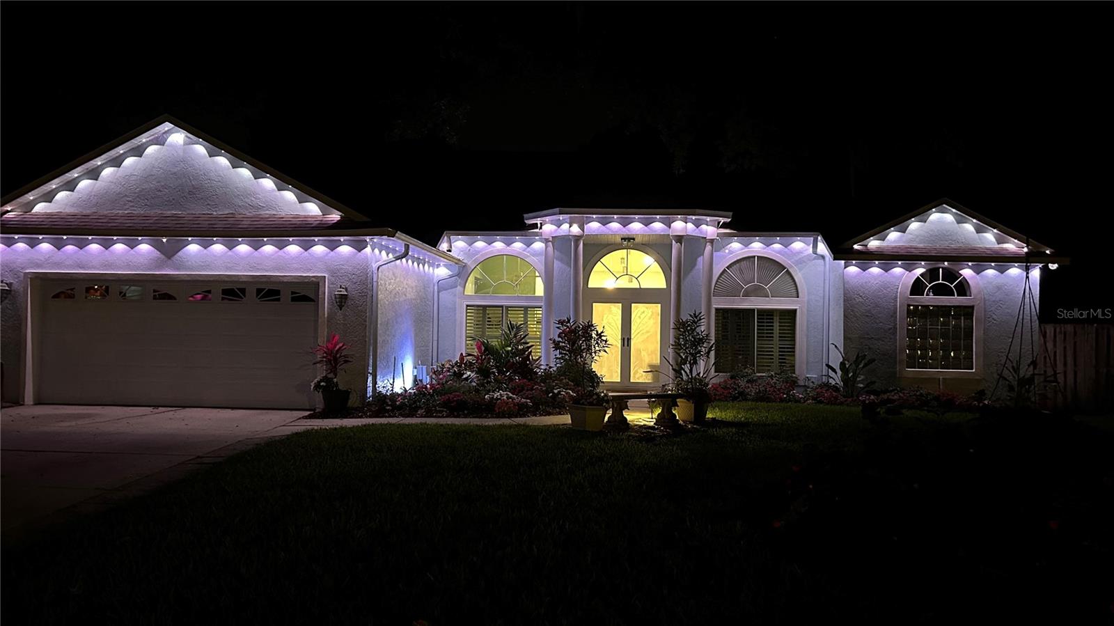 Image 20 of 25 For 1600 Twin Oaks Circle