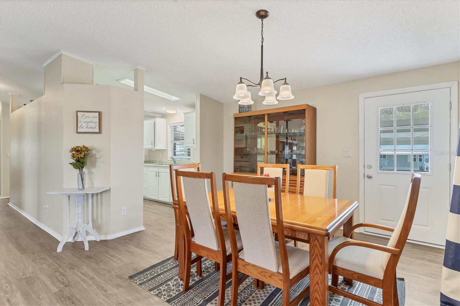 Image 13 of 47 For 1404 44th Avenue E
