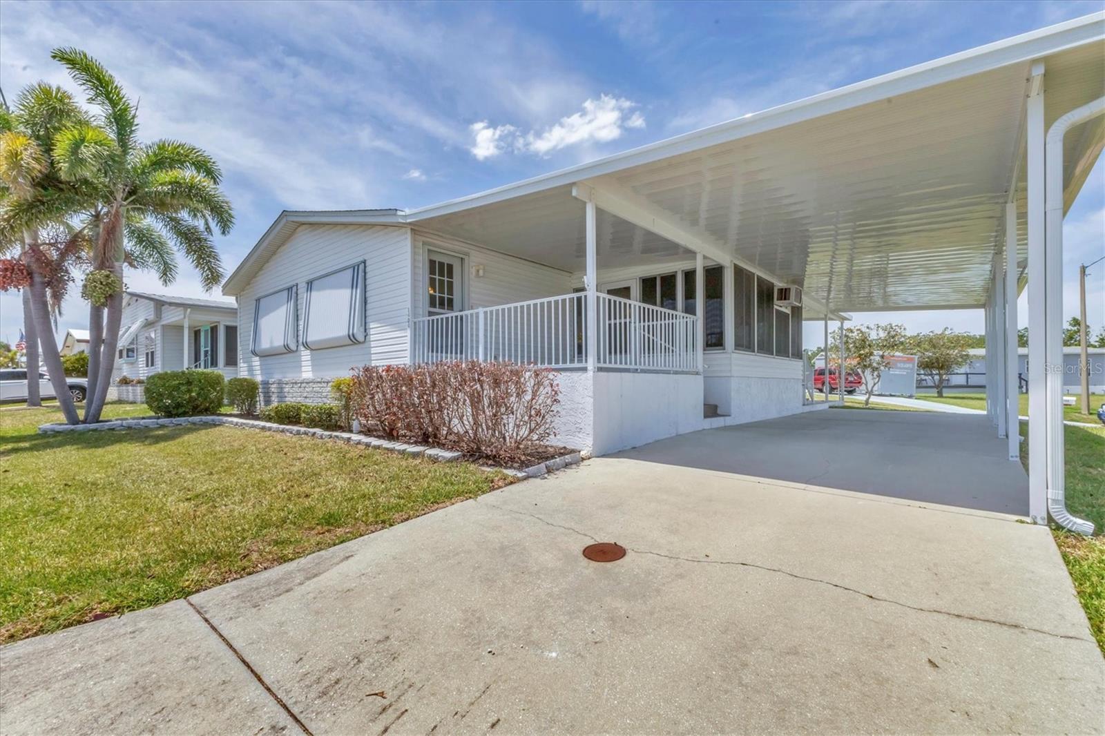 Image 3 of 47 For 1404 44th Avenue E