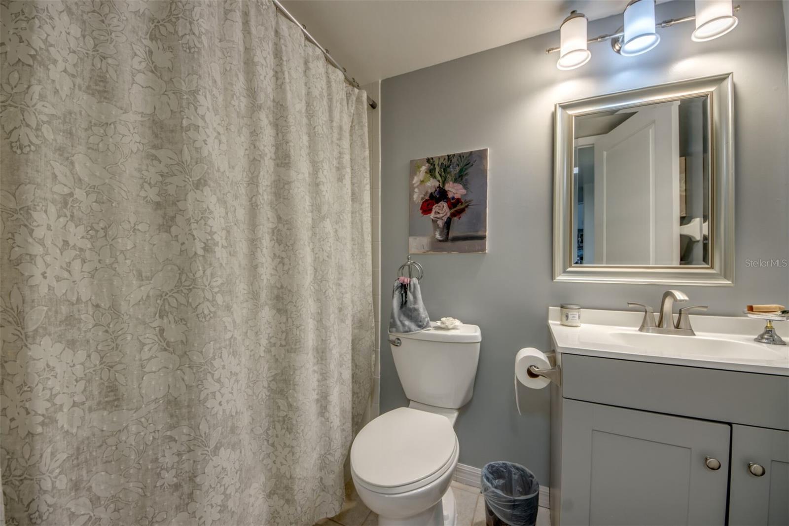 Image 10 of 18 For 15011 Arbor Lakes Drive E 102