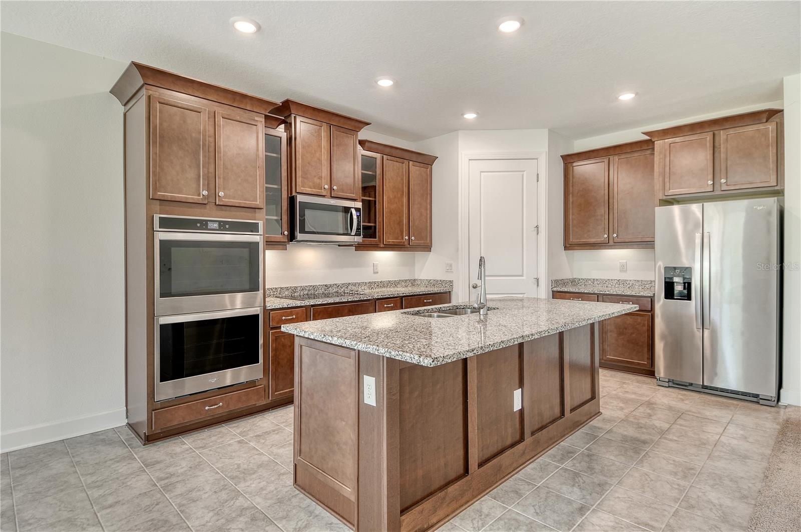 Image 18 of 56 For 6800 Dunlin Court