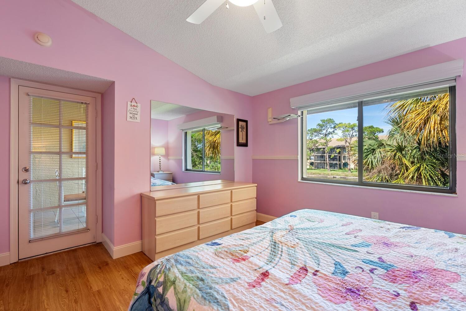 Image 17 of 38 For 5736 Ashton Lake Drive 8