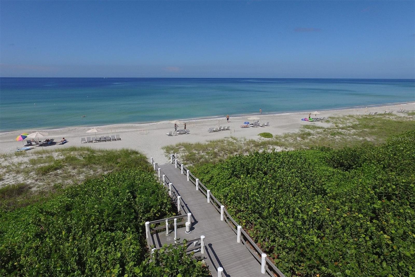 Image 47 of 54 For 1065 Gulf Of Mexico Drive 103