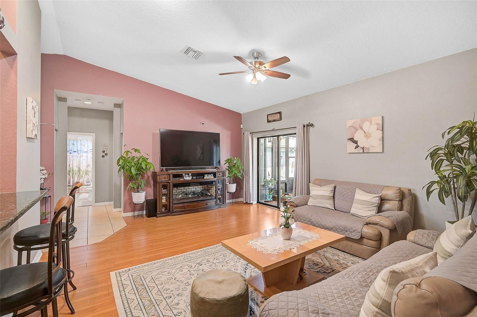 Image 13 of 36 For 1789 Elm Drive